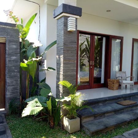 Guest House Reisya นูซาดูอา ภายนอก รูปภาพ