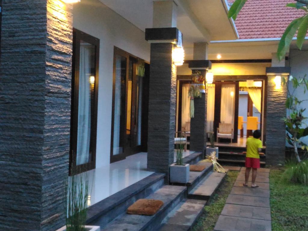 Guest House Reisya นูซาดูอา ภายนอก รูปภาพ