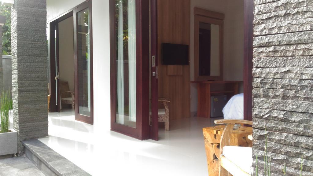 Guest House Reisya นูซาดูอา ภายนอก รูปภาพ