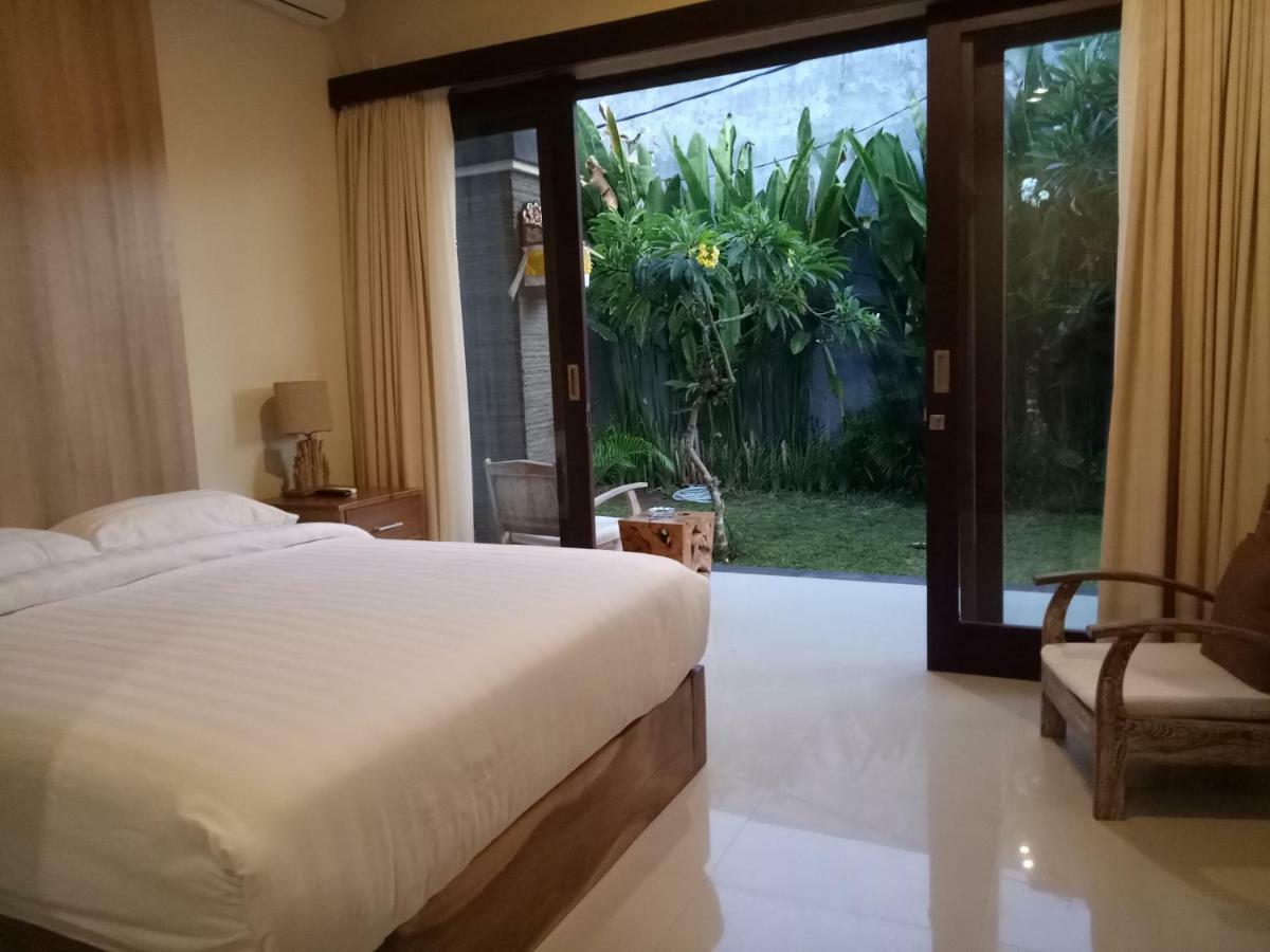 Guest House Reisya นูซาดูอา ภายนอก รูปภาพ